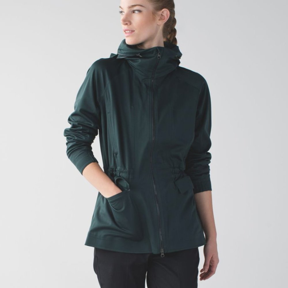 Lululemon &go Cityfarer Anorak - Dark Fuel / Heathered Slate / Fuel Green